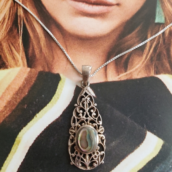Sterling Silver Filigree Abalone Pendant - Picture 2 of 11